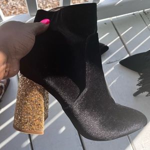 Black velour boots with gold glitter heel